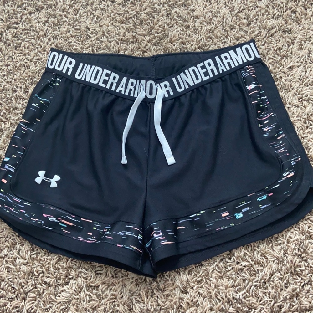 Black under armor athletic shorts